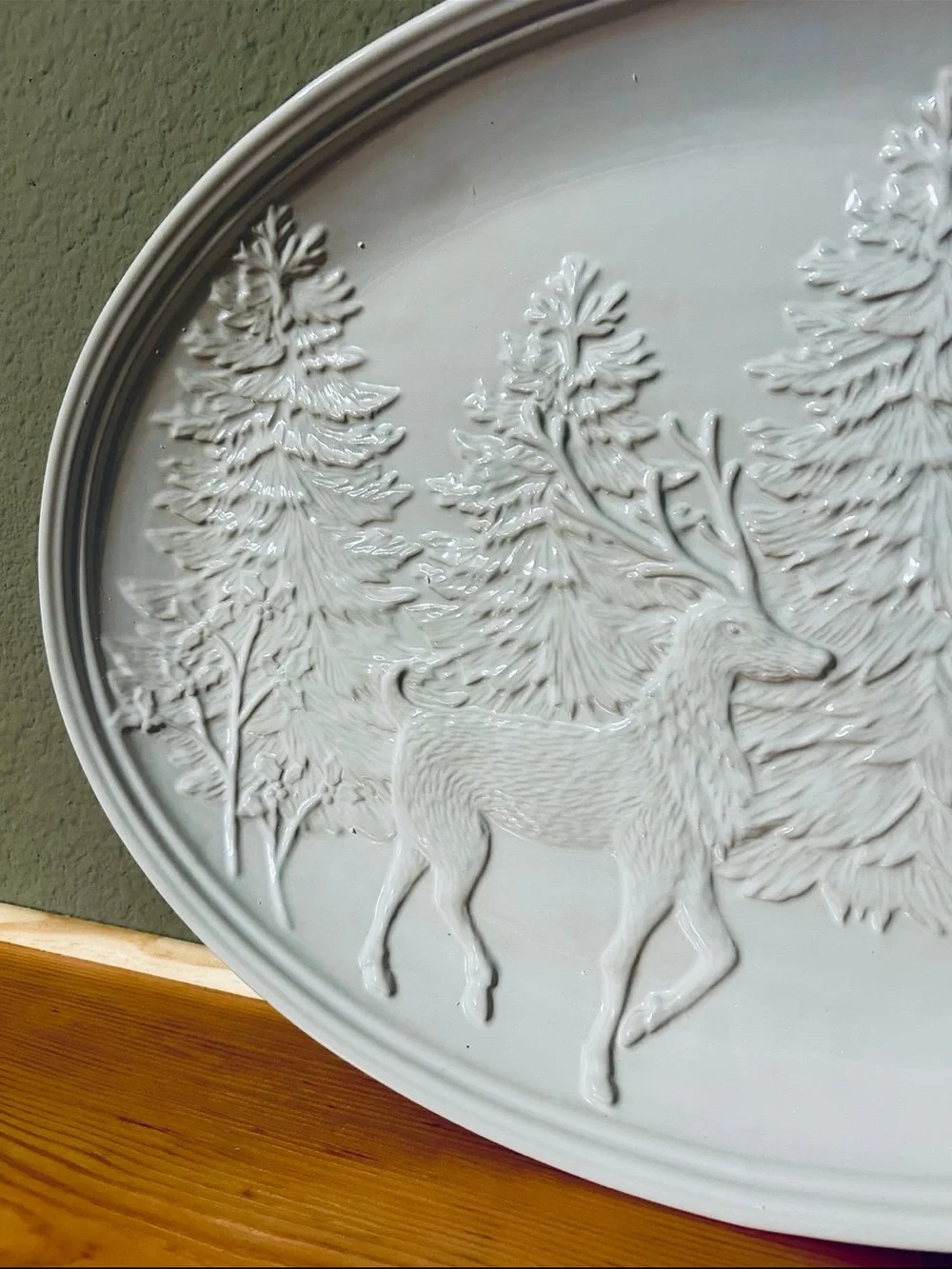 Pottery Barn DONDER Deer serving platter Oval Woodland Scene